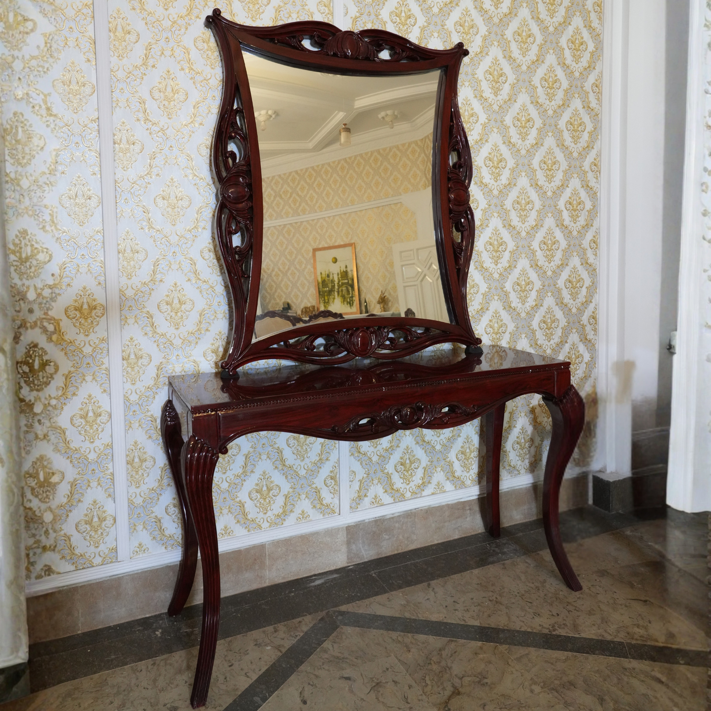 Golden Heritage Bed Set